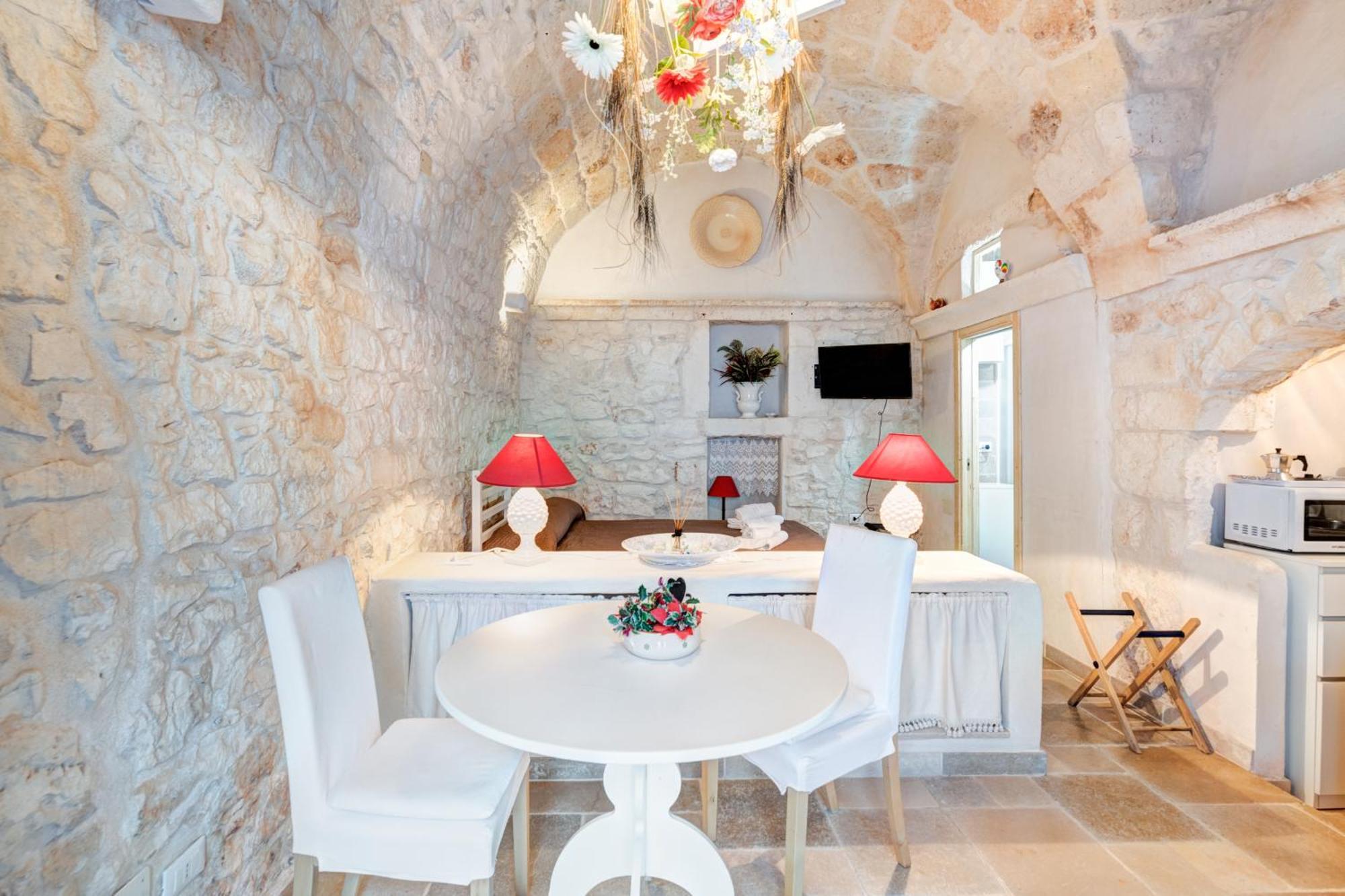 Le Bianche Suites Ostuni Εξωτερικό φωτογραφία