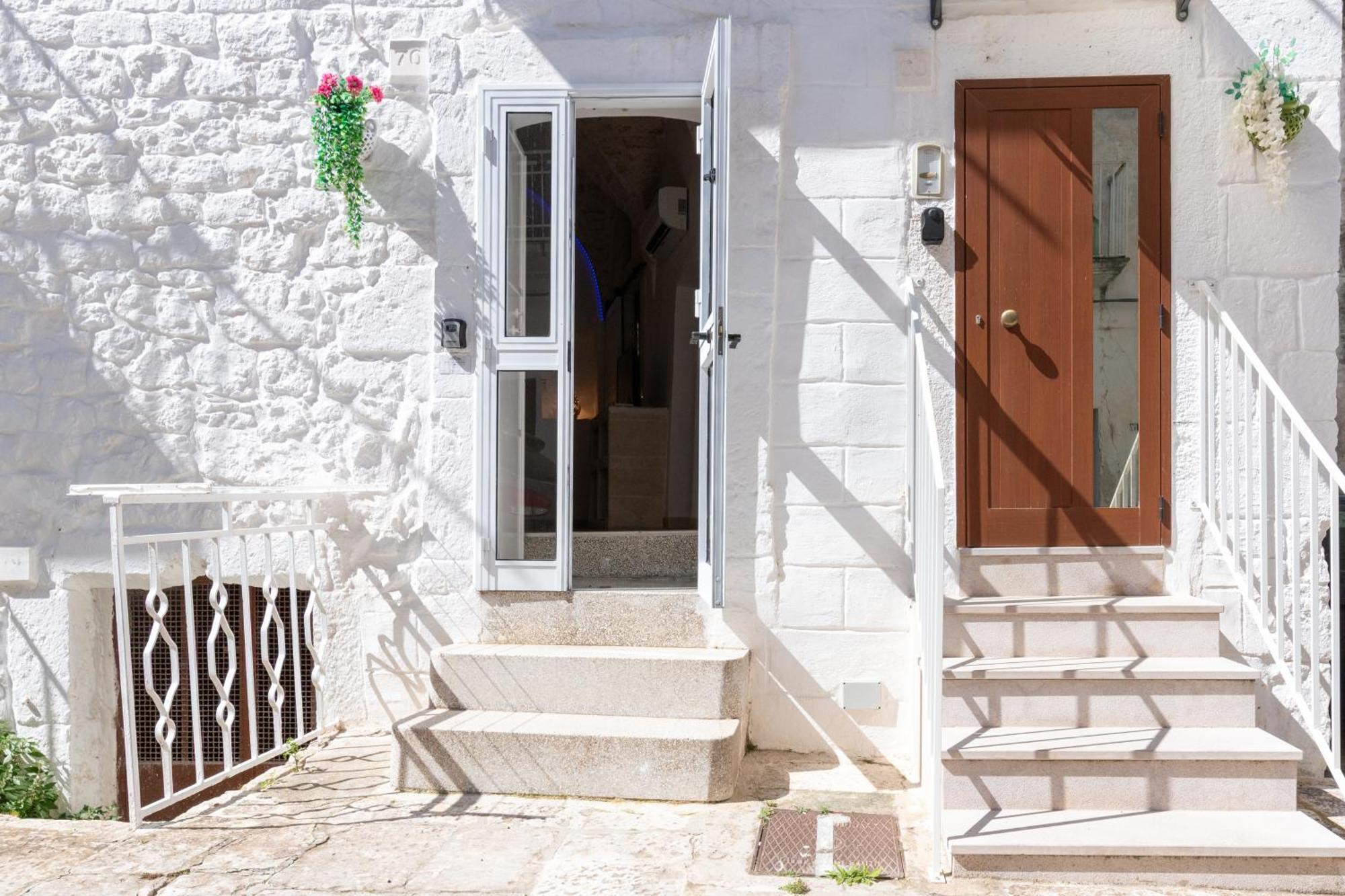 Le Bianche Suites Ostuni Εξωτερικό φωτογραφία